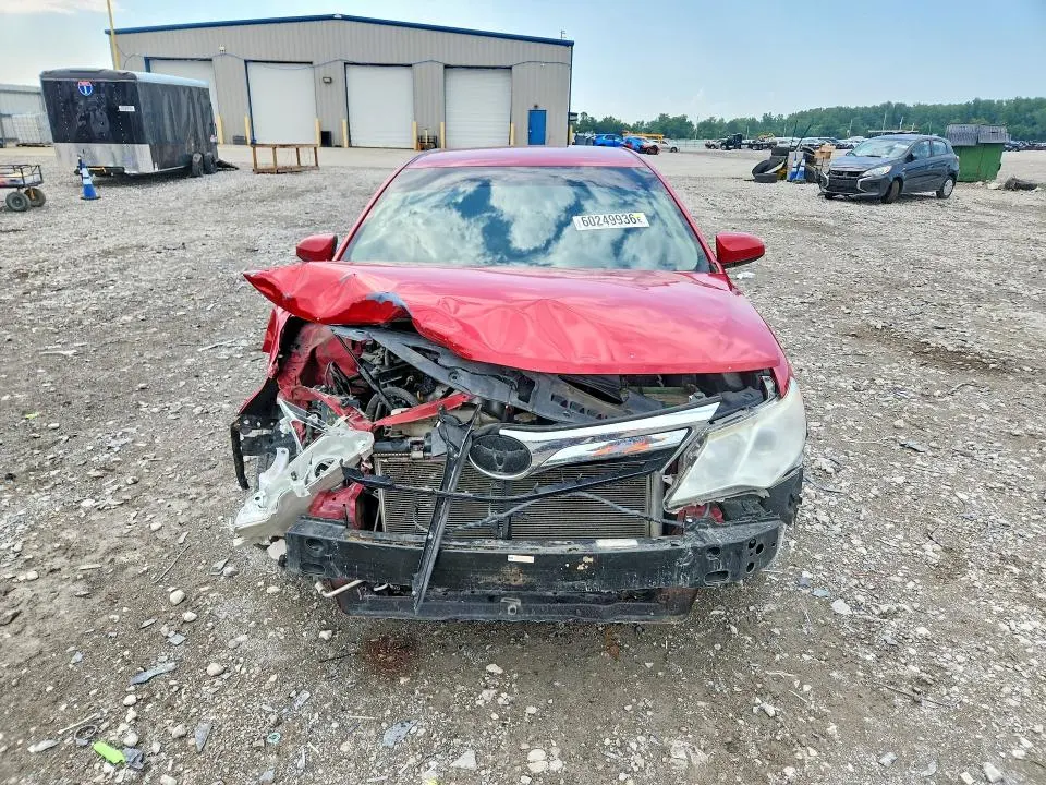 2014 TOYOTA CAMRY LE  