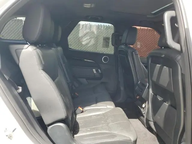 2018 LAND ROVER DISCOVERY SE  