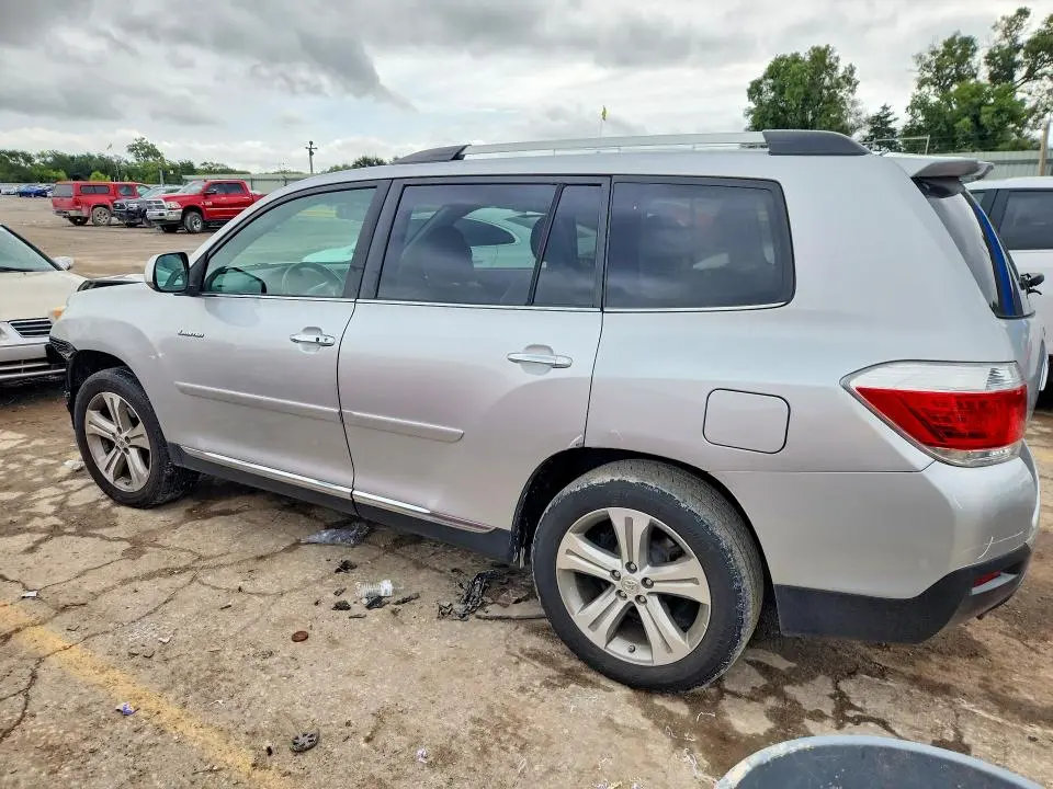 2011 TOYOTA HIGHLANDER LIMITED  