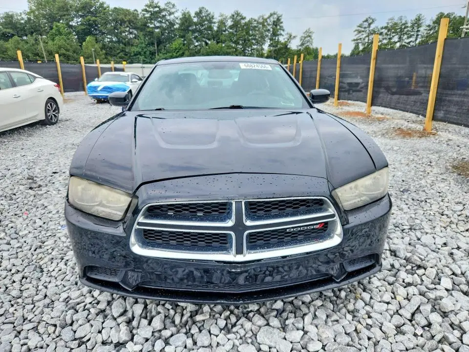 2013 DODGE CHARGER SE  