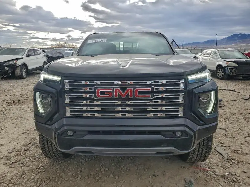 2024 GMC CANYON DENALI  