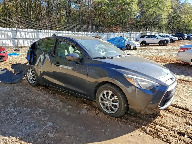 2019 TOYOTA YARIS L  