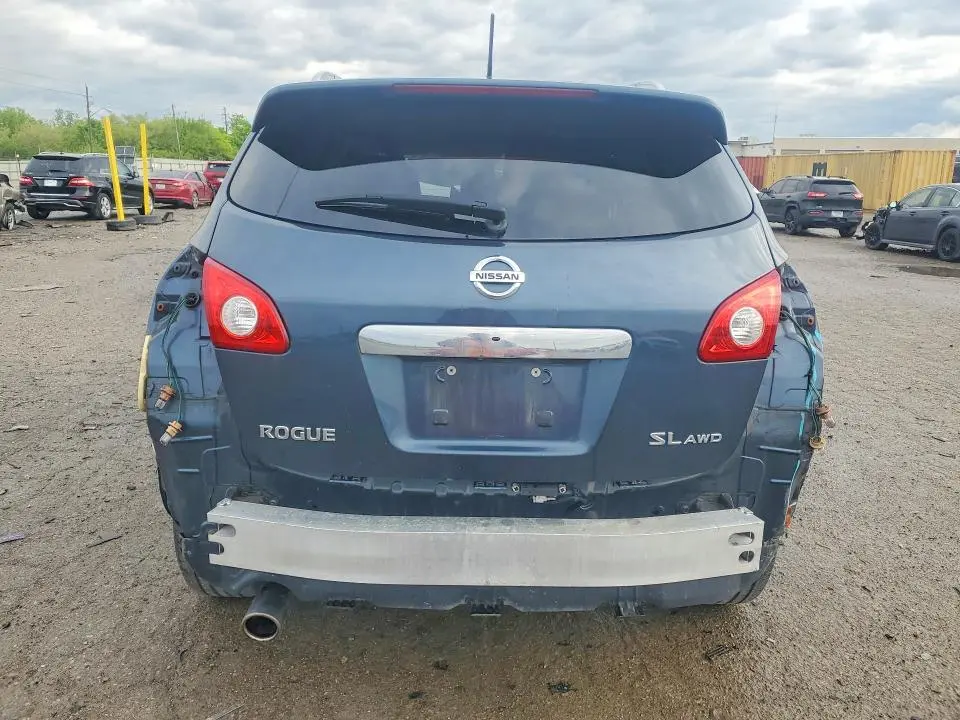 2013 NISSAN ROGUE S  