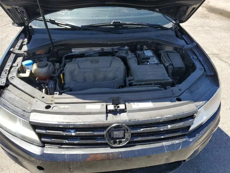 2018 VOLKSWAGEN TIGUAN SE  