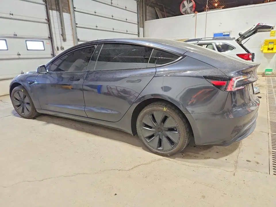 2025 TESLA MODEL 3   