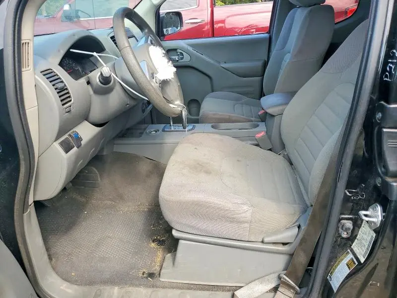 2021 NISSAN FRONTIER S  