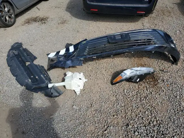 2019 TOYOTA SIENNA XLE  