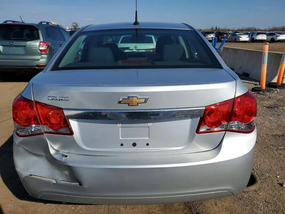 2011 CHEVROLET CRUZE LS  