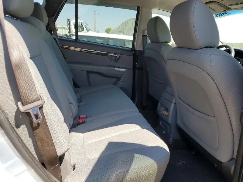 2010 HYUNDAI SANTA FE GLS  