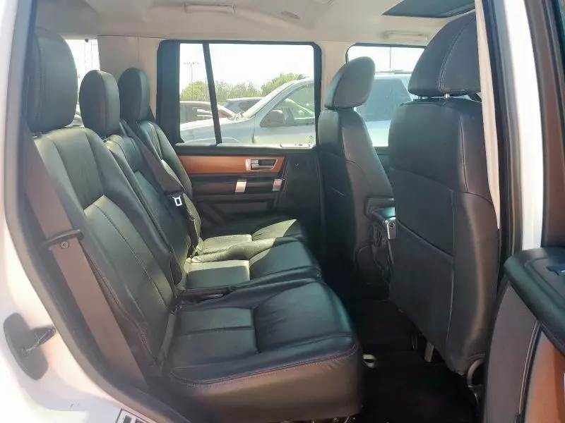 2016 LAND ROVER LR4 HSE LUXURY  