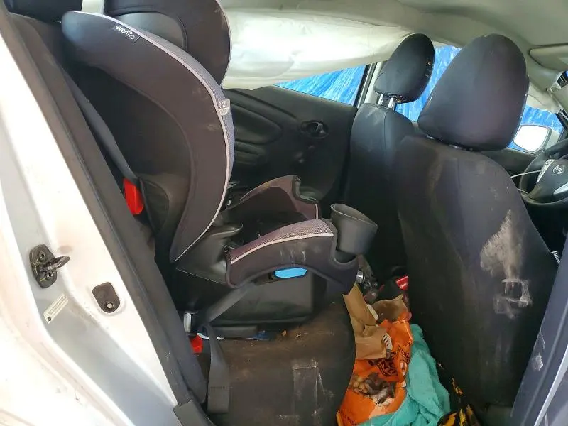 2019 NISSAN VERSA S PLUS  