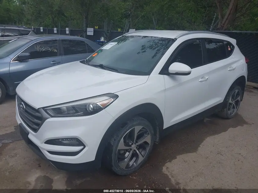 2016 HYUNDAI TUCSON SPORT
