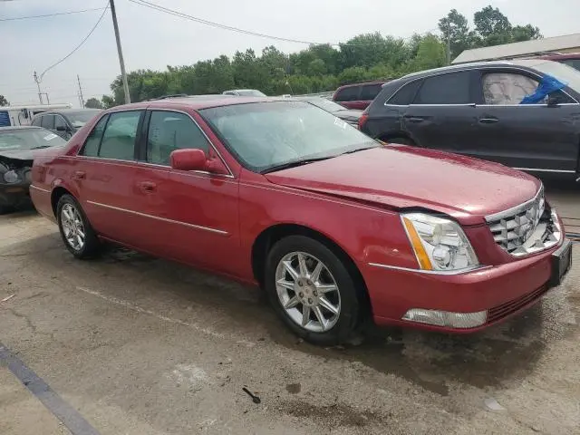 2011 CADILLAC DTS LUXURY COLLECTION  