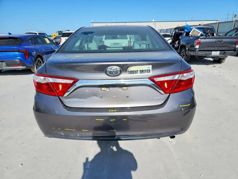 2017 TOYOTA CAMRY LE  