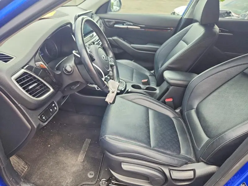 2021 KIA SELTOS S  