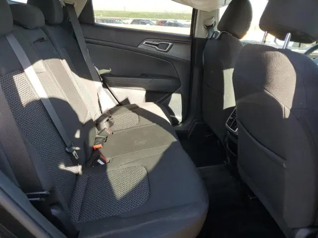 2024 KIA SPORTAGE LX  