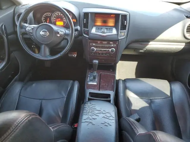2010 NISSAN MAXIMA S  