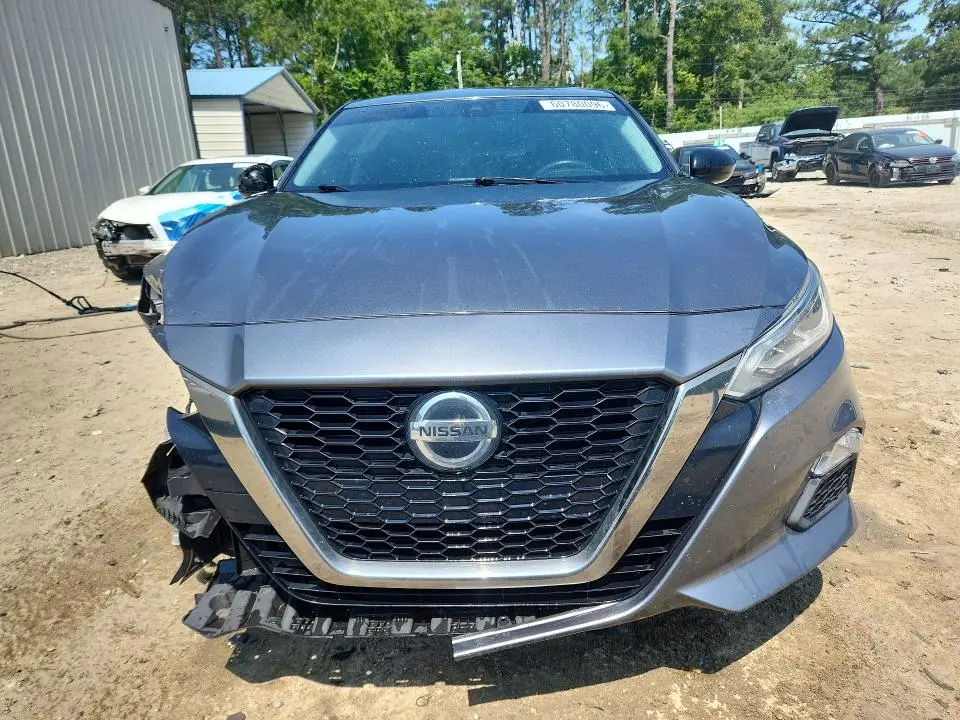 2020 NISSAN ALTIMA SR  