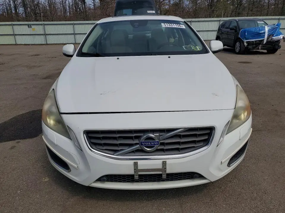 2013 VOLVO S60 T5  