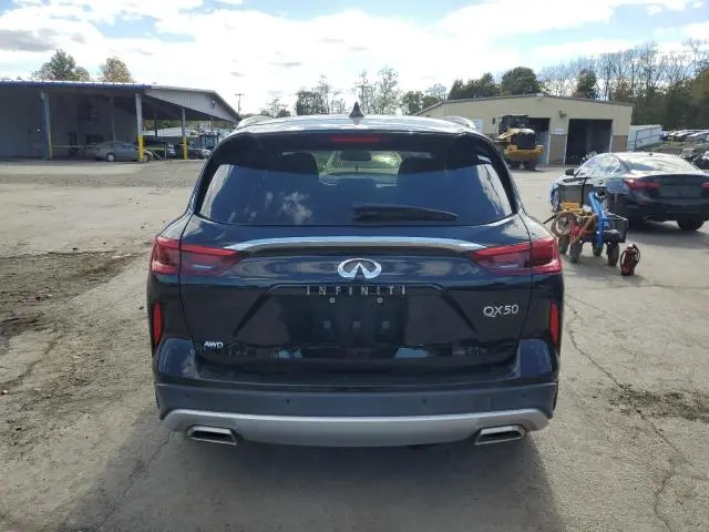 2021 INFINITI QX50 LUXE  