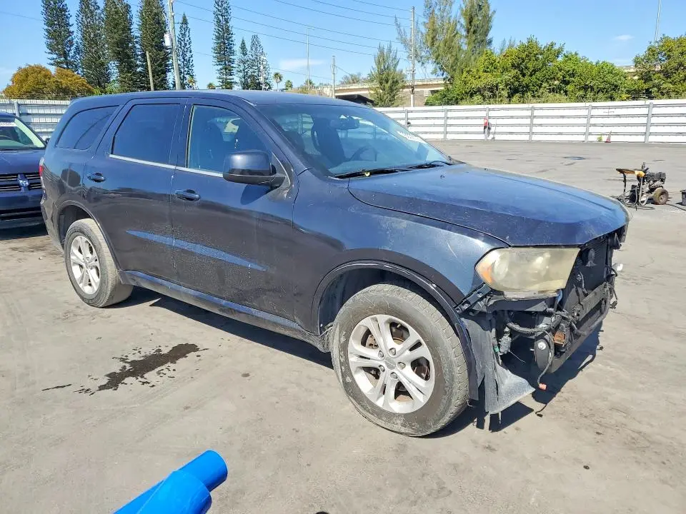 2013 DODGE DURANGO SXT  