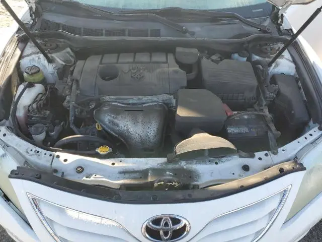 2011 TOYOTA CAMRY BASE  