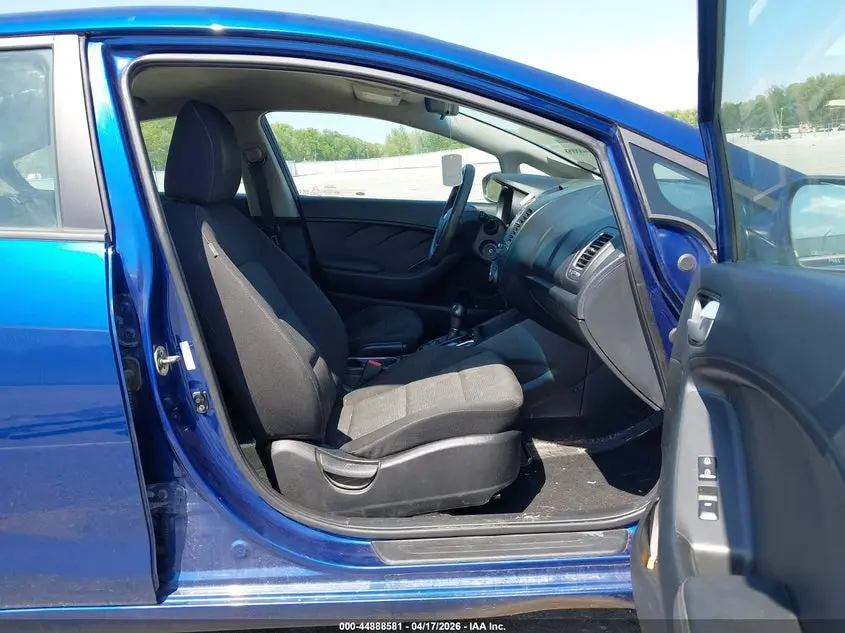 2018 KIA FORTE LX
