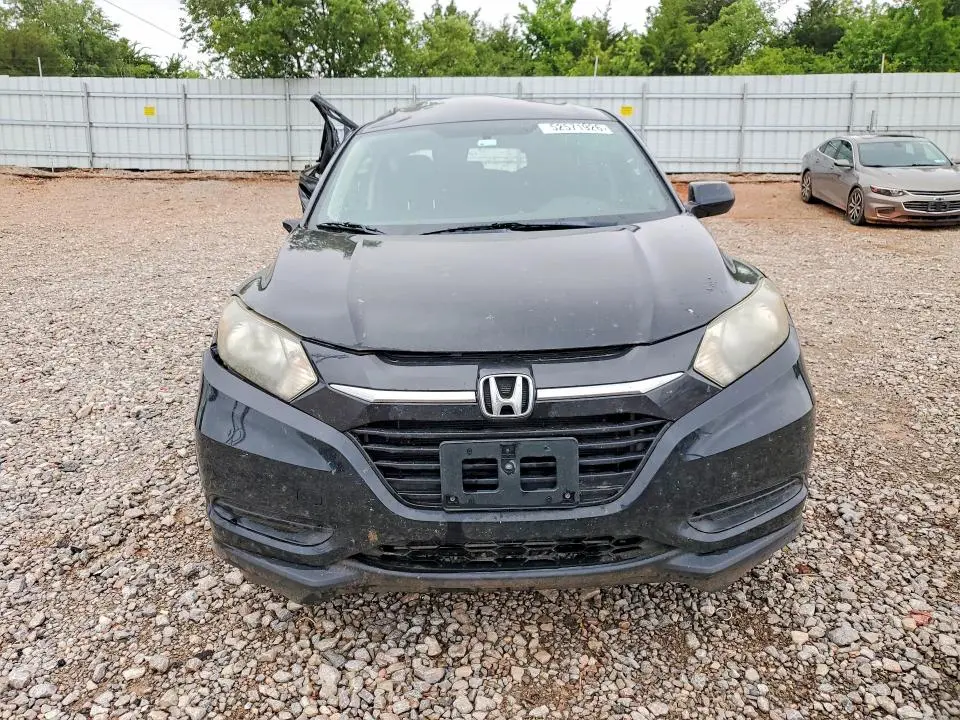 2016 HONDA HR-V LX  