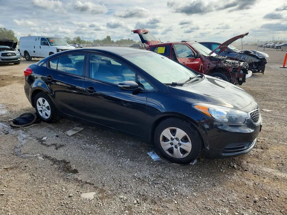 2016 KIA FORTE LX  