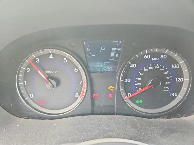 2013 HYUNDAI ACCENT GS  