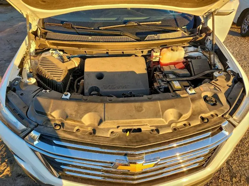 2023 CHEVROLET TRAVERSE LT  