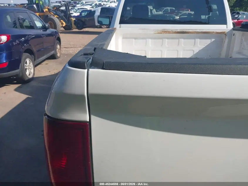 2020 RAM 1500 CLASSIC TRADESMAN  4X2 8' BOX