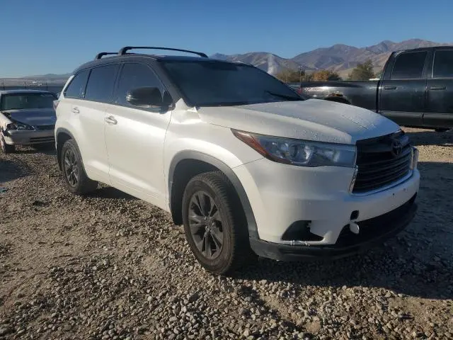 2015 TOYOTA HIGHLANDER XLE  