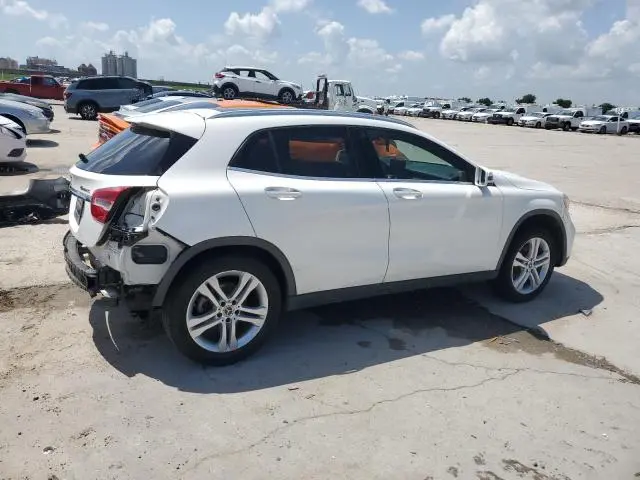 2018 MERCEDES-BENZ GLA 250 4MATIC  