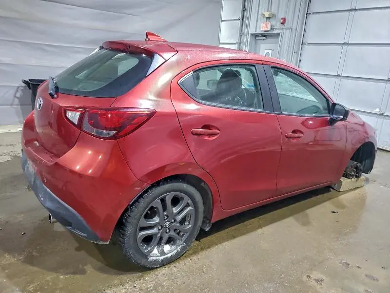 2020 TOYOTA YARIS LE  