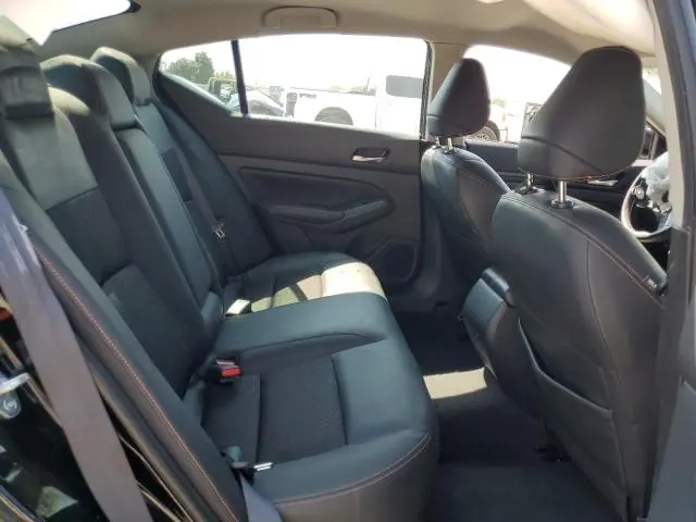 2022 NISSAN ALTIMA SR  