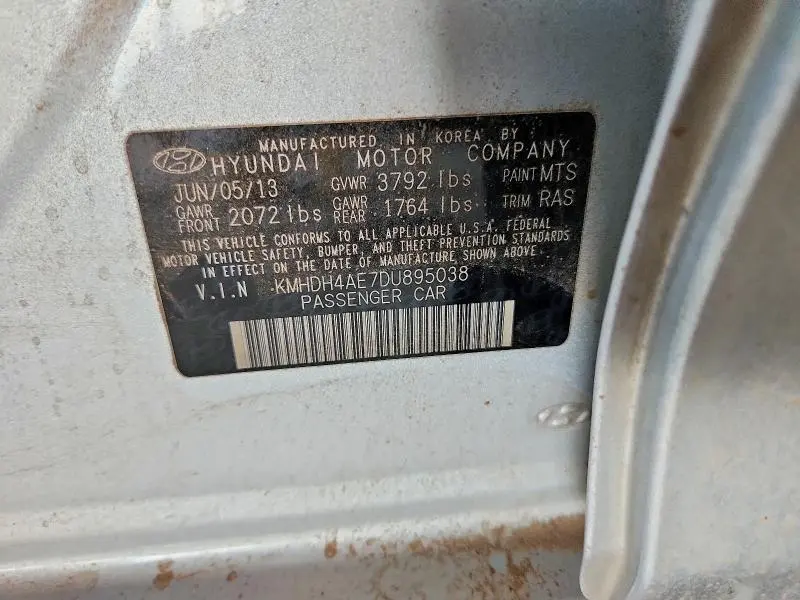 2013 HYUNDAI ELANTRA   