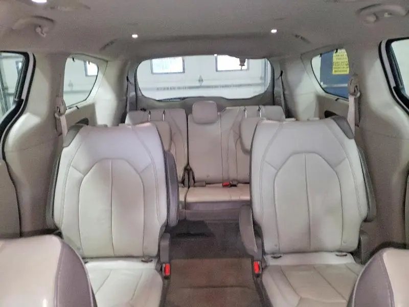 2017 CHRYSLER PACIFICA TOURING L  