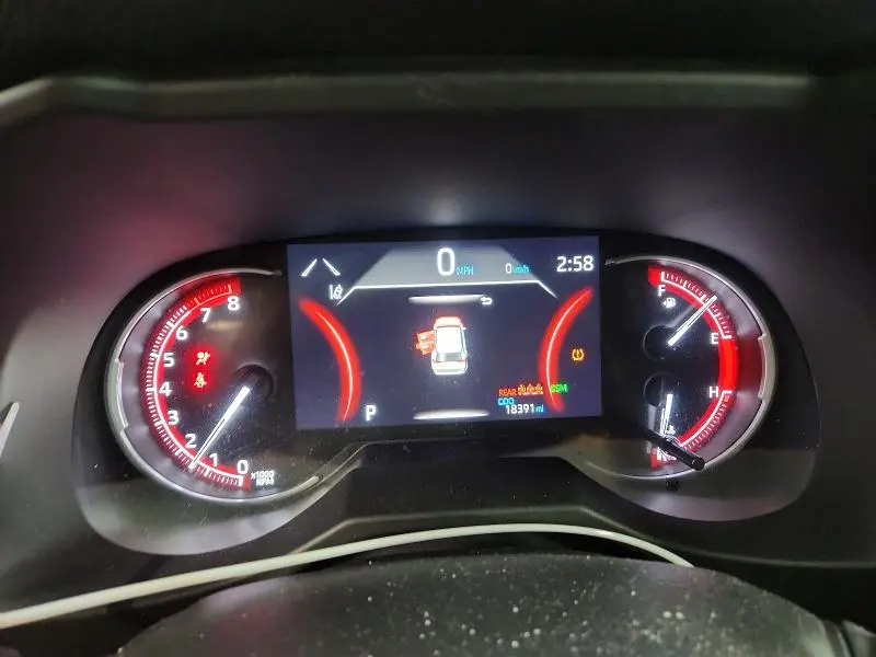 2024 TOYOTA RAV4 XLE  