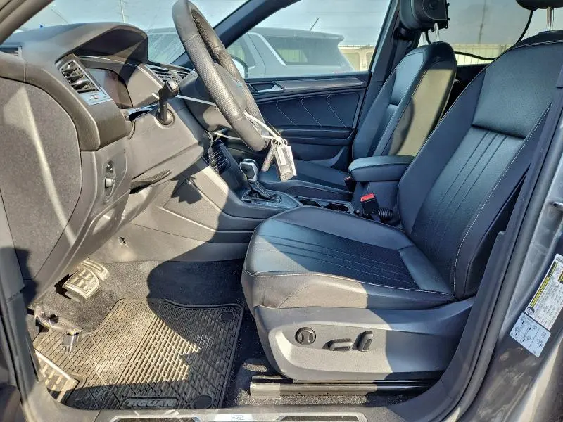 2022 VOLKSWAGEN TIGUAN SE R-LINE BLACK  