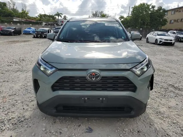 2022 TOYOTA RAV4 XLE  