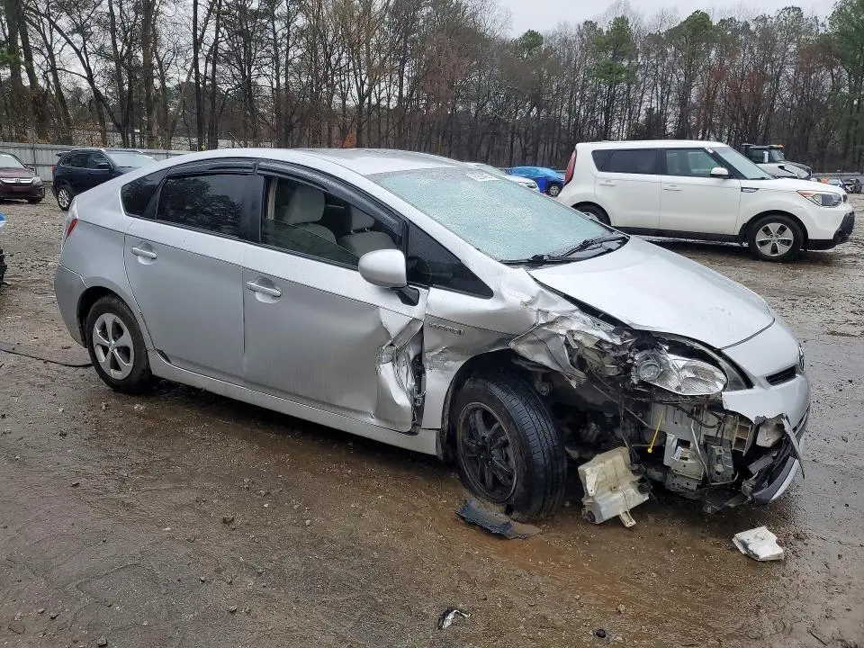 2015 TOYOTA PRIUS TWO  