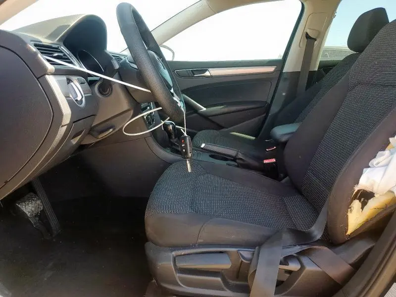 2016 VOLKSWAGEN PASSAT S