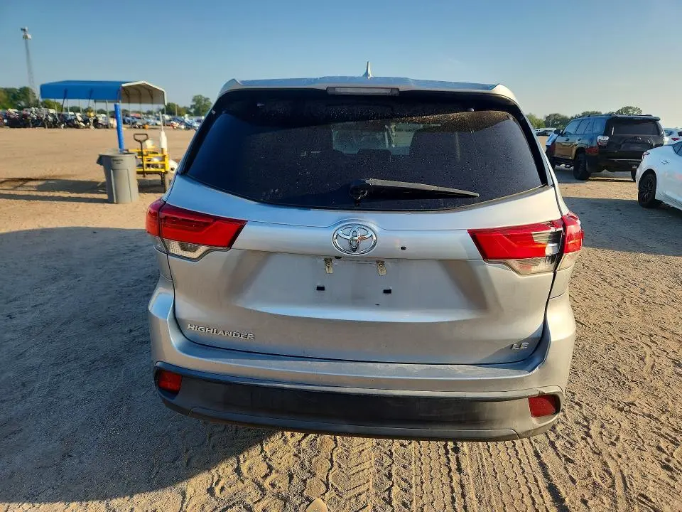 2019 TOYOTA HIGHLANDER LE PLUS  