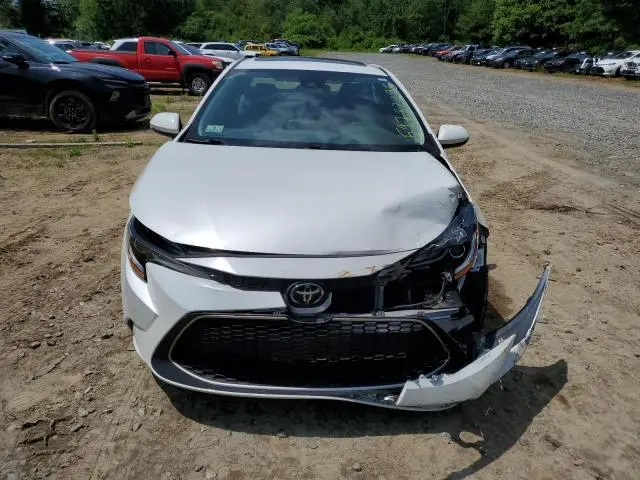 2020 TOYOTA COROLLA XLE  