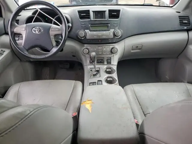 2010 TOYOTA HIGHLANDER SE  