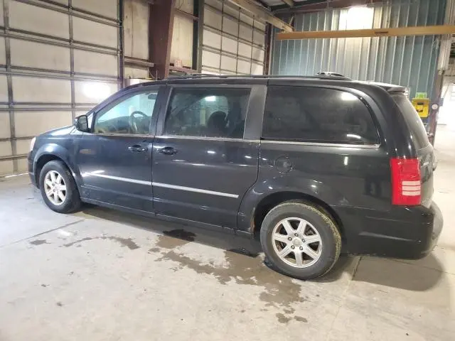 2010 CHRYSLER TOWN & COUNTRY TOURING  