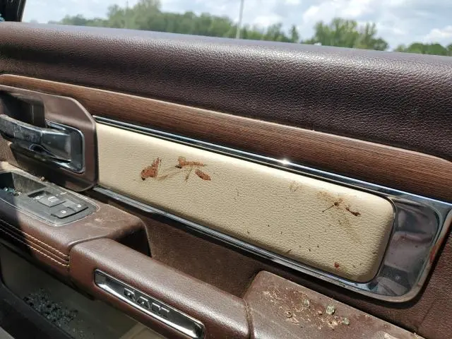 2017 RAM 1500 LARAMIE  