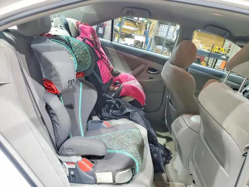 2010 TOYOTA CAMRY BASE  