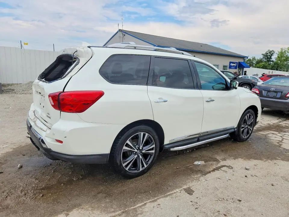 2019 NISSAN PATHFINDER PLATINUM  